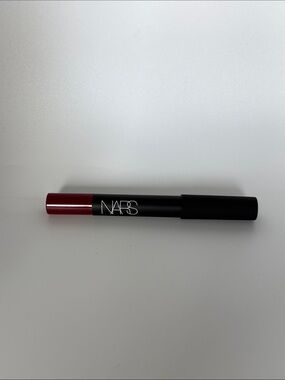 NARS Velvet Matte Lip Pencil - velvet Red